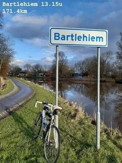 Andre Versluys in Bartlehiem met de WInterfiets ELfstedentocht